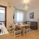 Appartamento Cozy In With Wifi